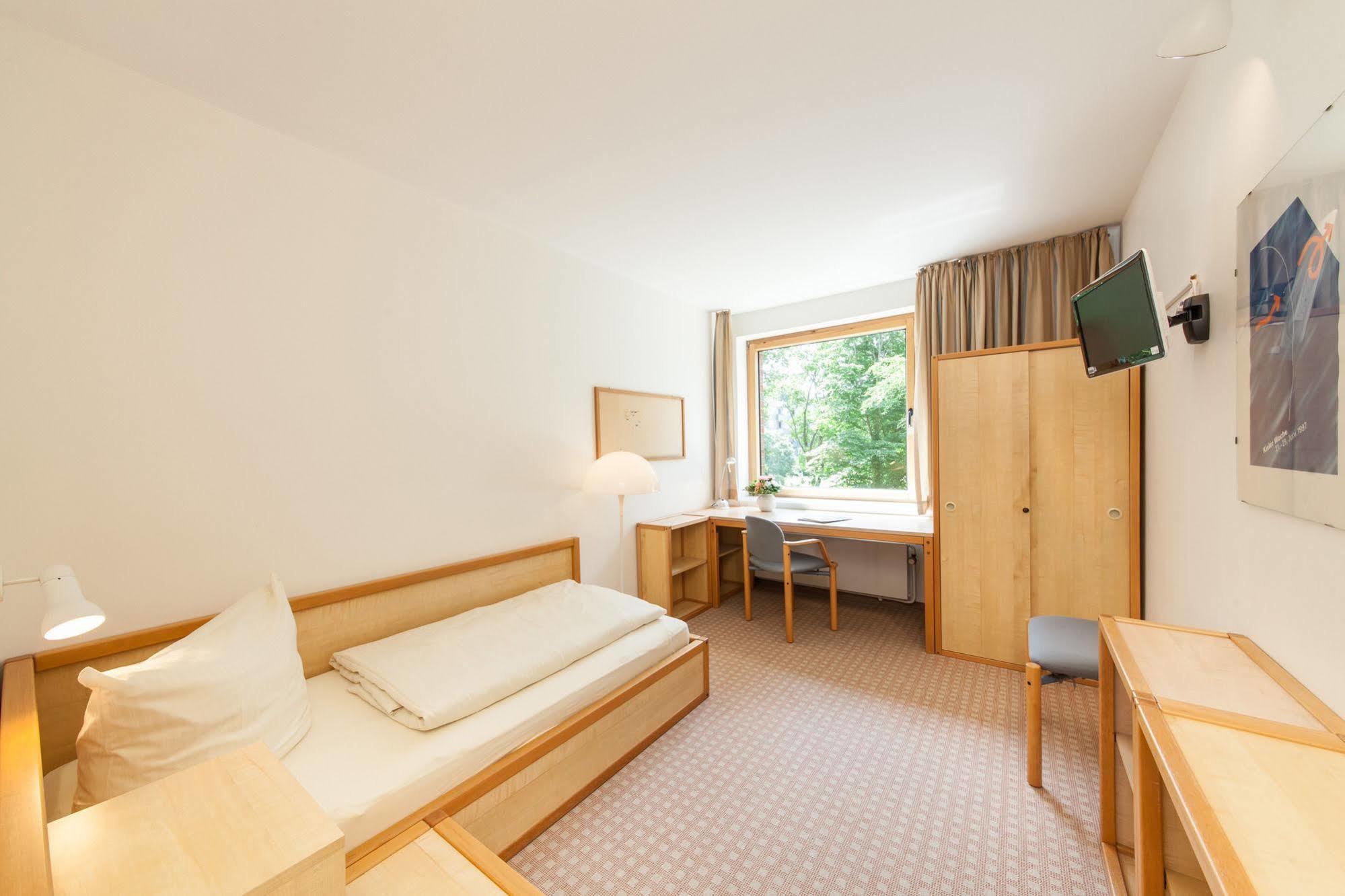 Garner Hotel Kiel - Akademie Luaran gambar
