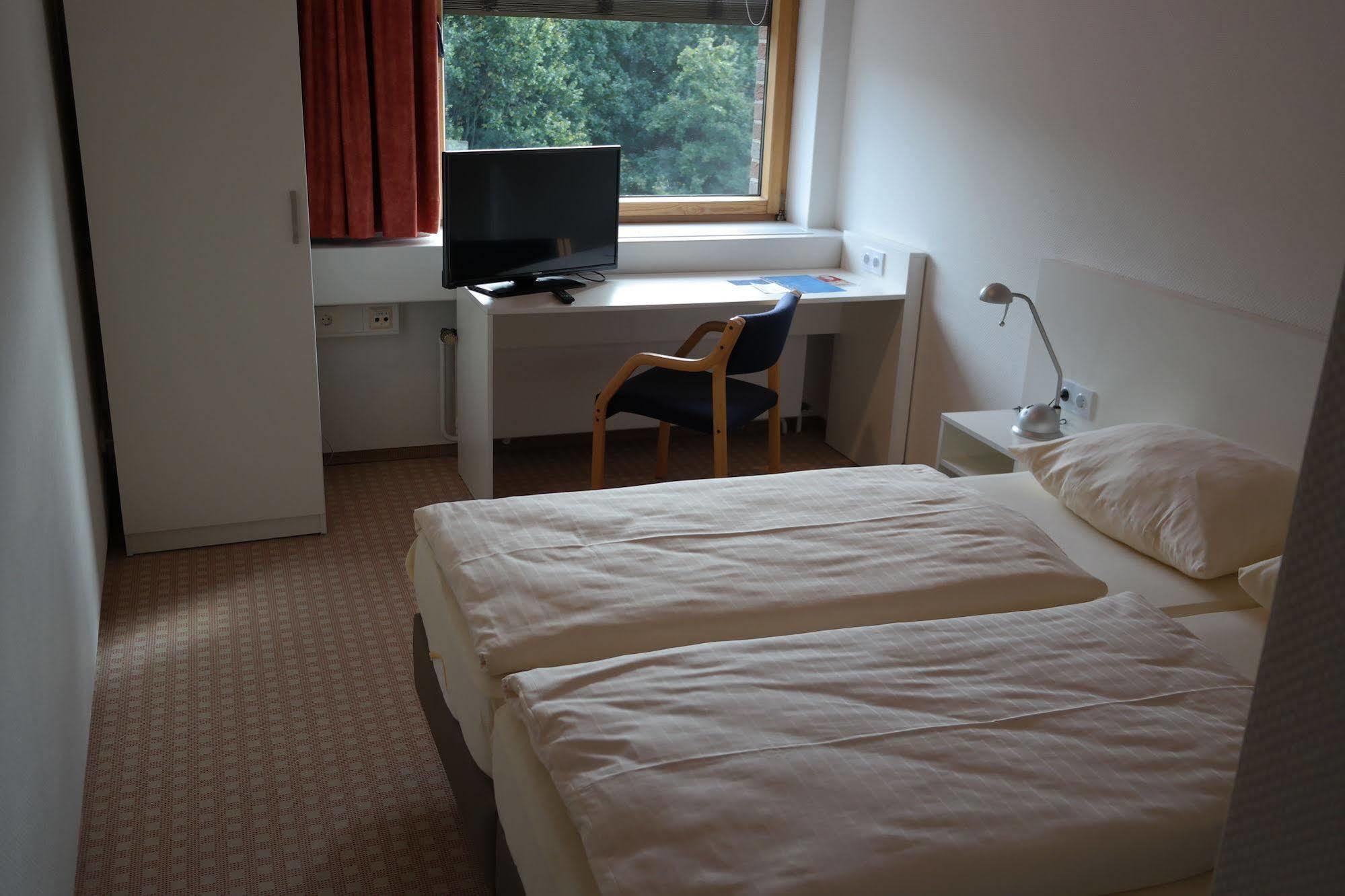 Garner Hotel Kiel - Akademie Luaran gambar
