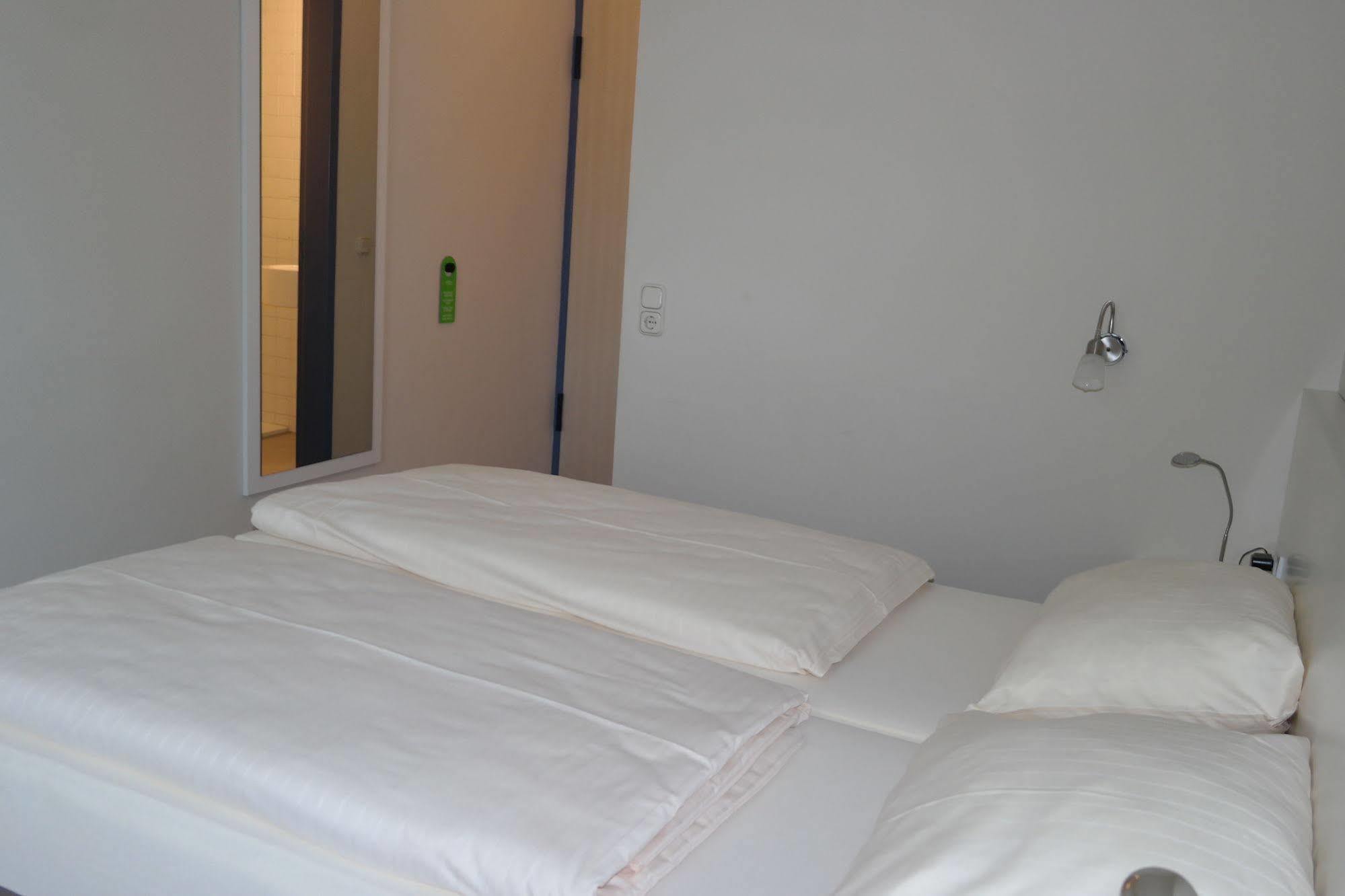 Garner Hotel Kiel - Akademie Luaran gambar